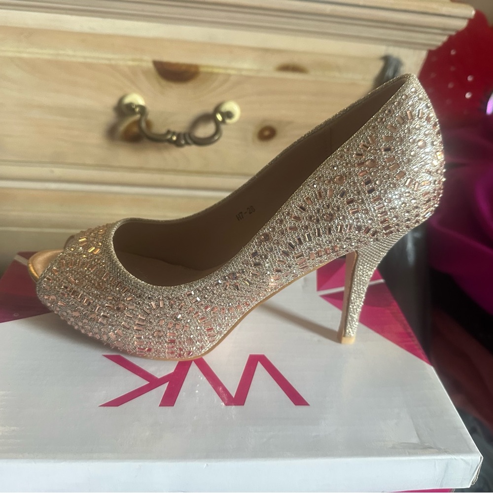 Sparkle stone heels